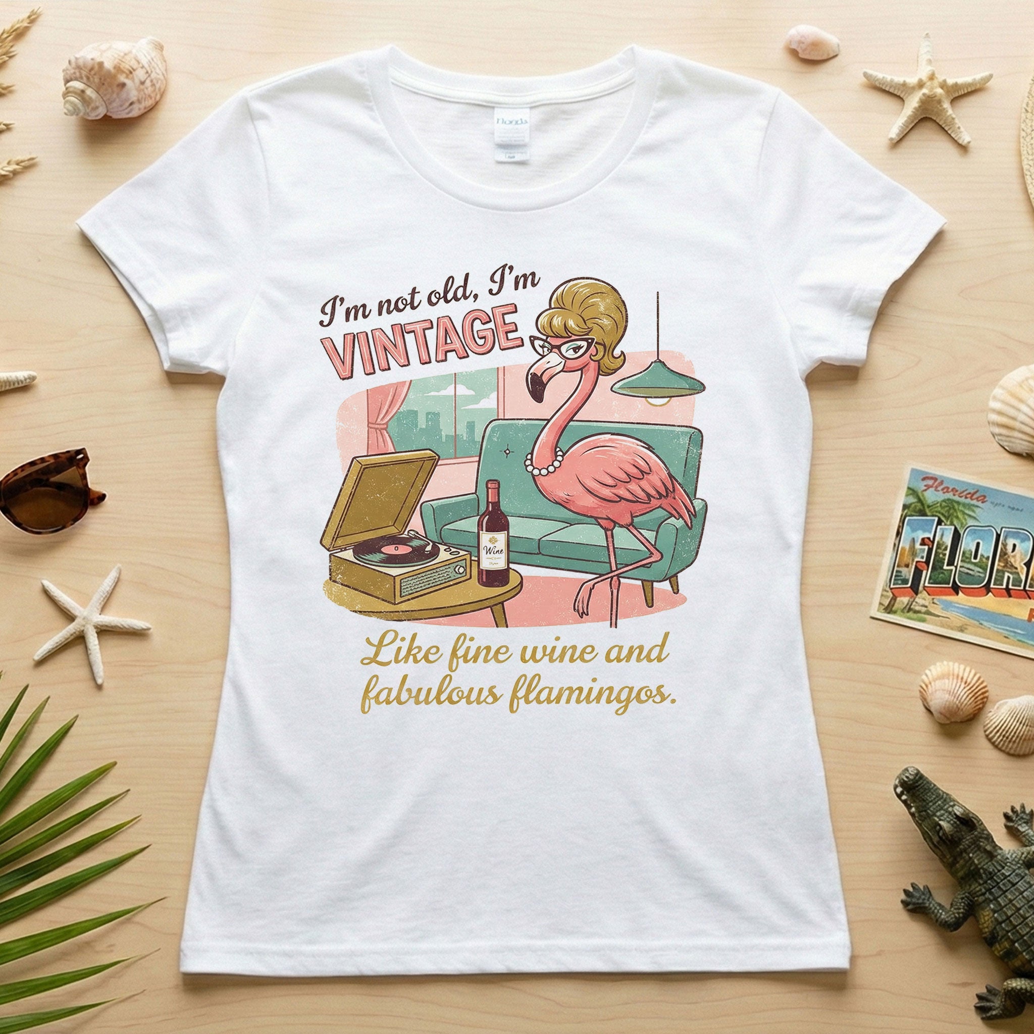 Fabulous Retro Flamingo Vintage T-Shirt - Funny Grandma Wine & Age Gift