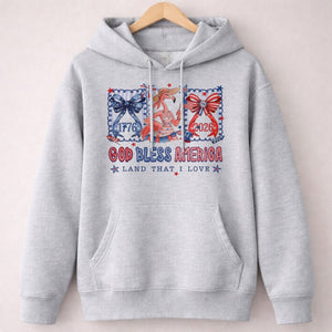 God Bless America Land That I Love Flamingo July 4th Shirt - FlamingoAholic