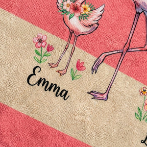 Personalized "Mamamingo" Beach Towel - Custom Children Names Summer Gift - FlamingoAholic